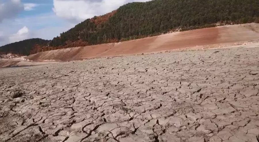 "NİLÜFER BARAJI KURUMADI KURUTULDU" !