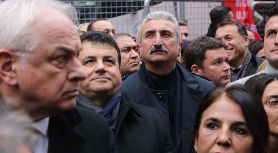 CHP OSMANGAZİ KONGRESİ SONRASI YEŞİLTAŞ HANGİ YOLU İZLİYOR?