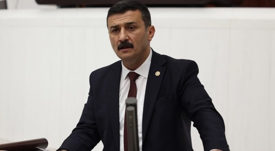BURSA'DA İYİ PARTİ NEDEN KAN KAYBEDİYOR! ELEŞTİRİLER TÜRKOĞLU ÜZERİNE YOĞUNLAŞIYOR..