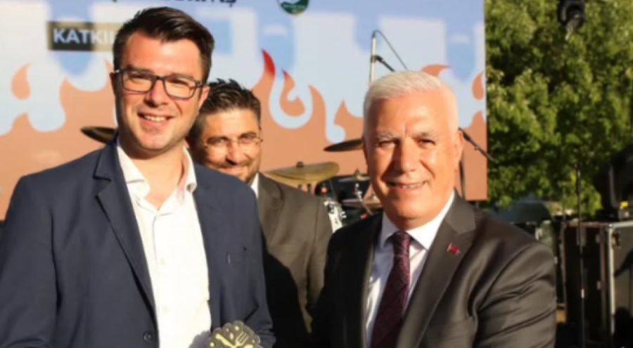 BÜYÜKŞEHİR'DE KİM, KİMİ SATIYOR?