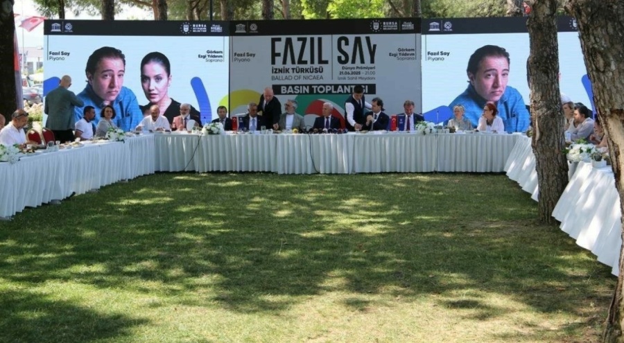 FAZIL SAY'DAN İZNİK'E TÜRKÜ