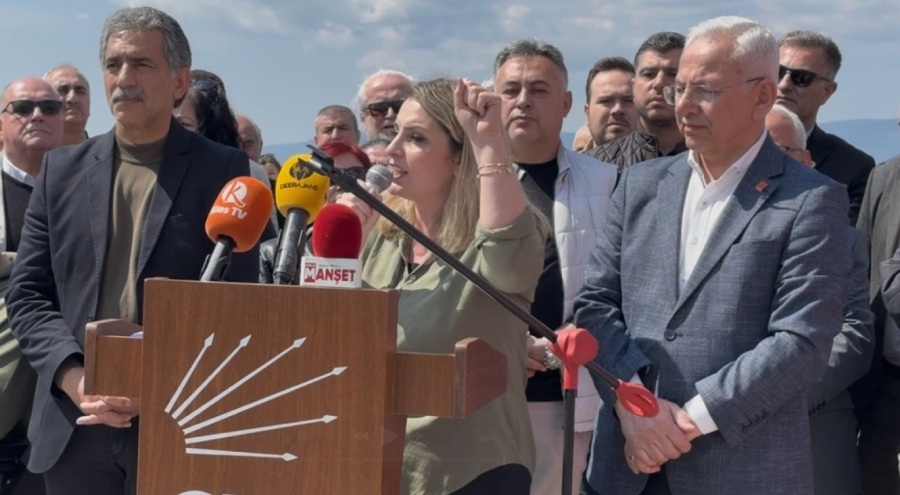 CHP İLÇE BAŞKANI BERNA İL'E TEPKİLER BÜYÜYOR!