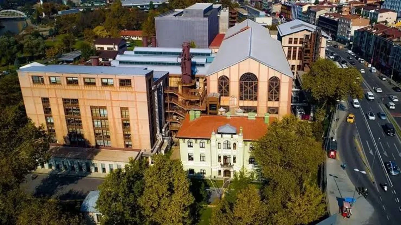 Bilgi Üniversitesi Yeniden Açıldı