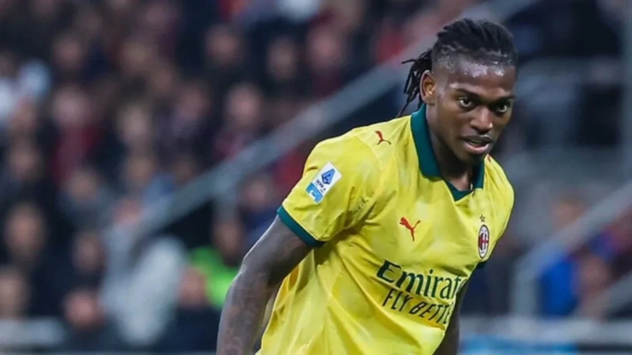 Rafael Leão'dan "Kafaları Karıştıran" Açıklama