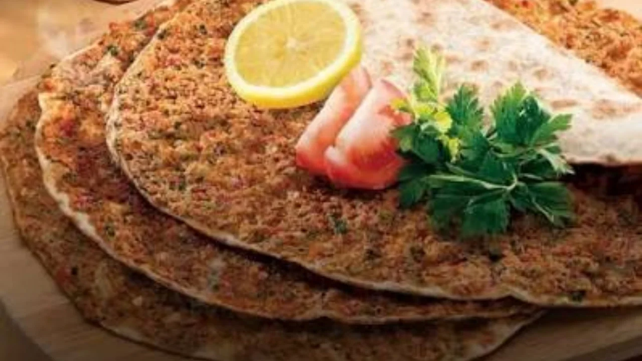 1.450 TL'YE LAHMACUN SATAN İŞLETMEYE CEZA