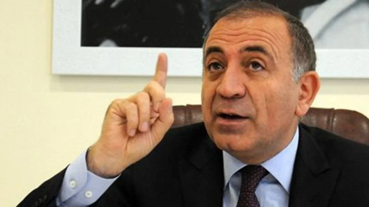 GÜRSEL TEKİN'DEN BOMBA İDDİA: "MANSUR YAVAŞ YAKINDA KILIÇDAROĞLU'NA BAĞLILIĞINI BİLDİRECEK!"