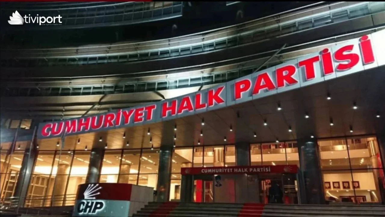 CHP GRUP TOPLANTISININ PERDE ARKASI: GECE YARISI İKİ KRİTİK TOPLANTI