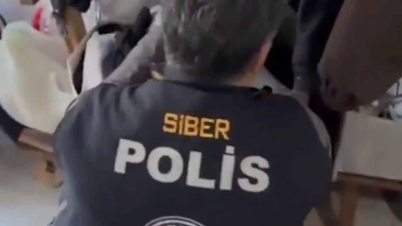 23 İLDE SİBER SUÇ OPERASYONU: 5 GÜNDE 330 ŞÜPHELİ YAKALANDI