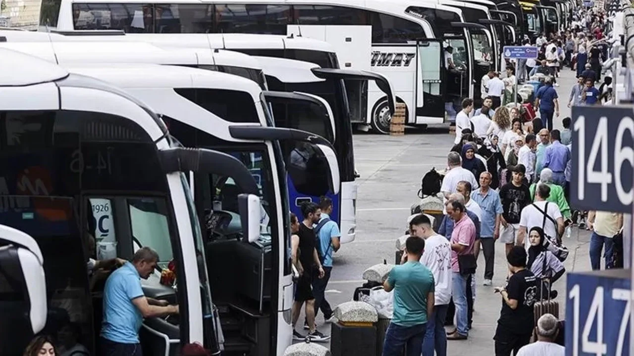 NE SURİYELİLER NE DE AFGANLAR... İŞTE TÜRKİYE'YE EN FAZLA GÖÇ EDEN ÜLKE VATANDAŞLARI