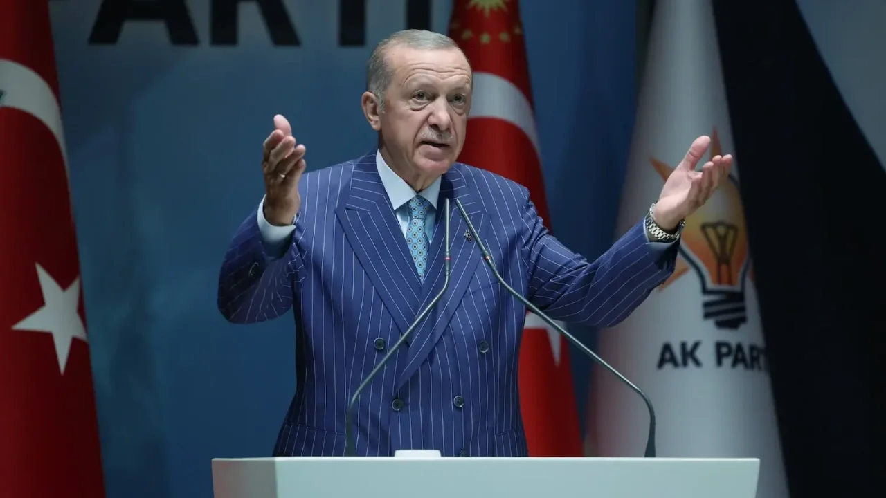 3 BELEDİYE BAŞKANI DAHA AK PARTİ'YE GEÇİYOR