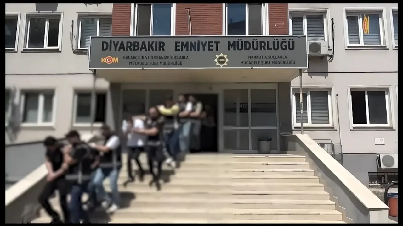 DİYARBAKIR'DA SUÇ ÖRGÜTÜNE DARBE