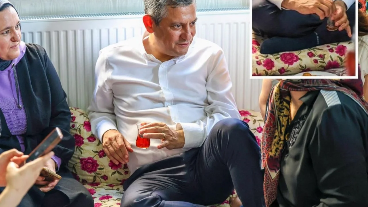 ÖZGÜR ÖZEL'İN ÇORABINI GÖRENLER BİR DAHA BAKTI