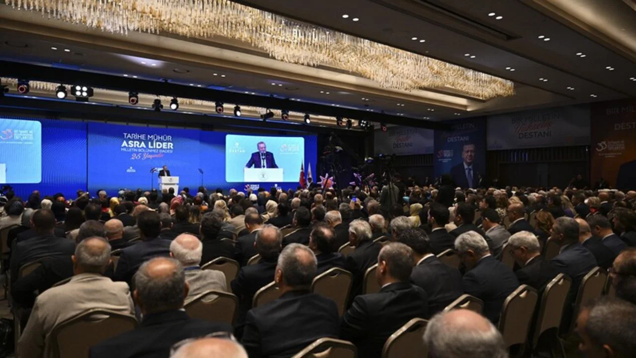 AK PARTİ KAMPINDA GÜNDEM YOĞUNDU: EMEKLİ MAAŞLARIN, TERÖRSÜZ TÜRKİYE...