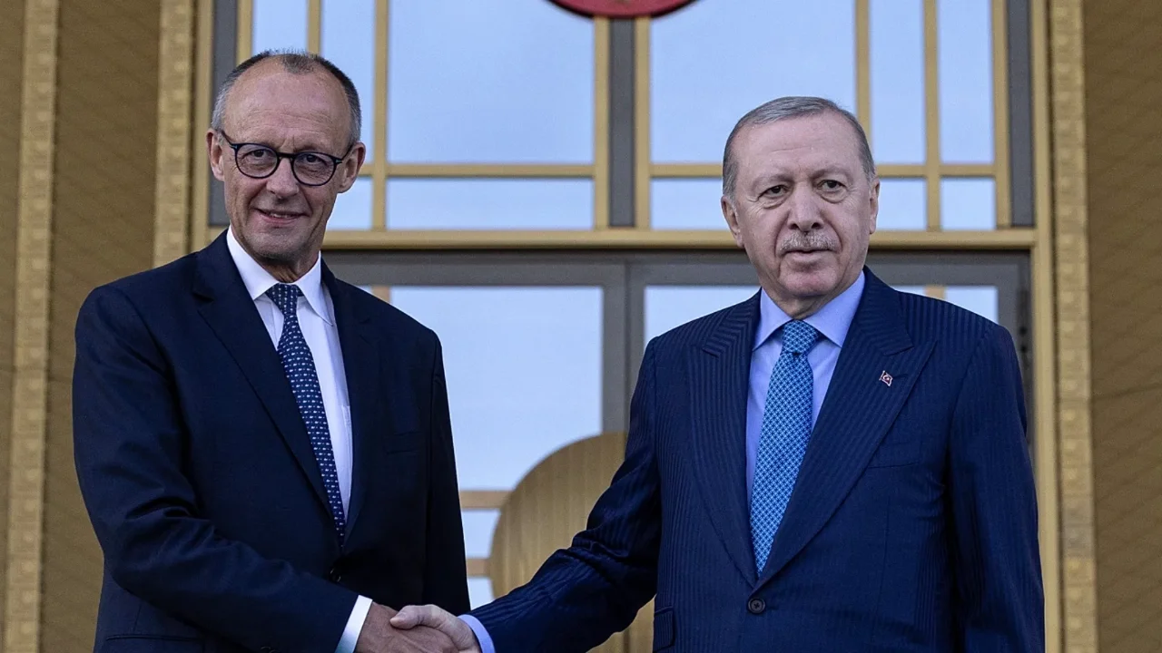 CUMHURBAŞKANI ERDOĞAN, ALMANYA ŞANSÖLYESİ MERZ İLE TELEFONDA GÖRÜŞTÜ
