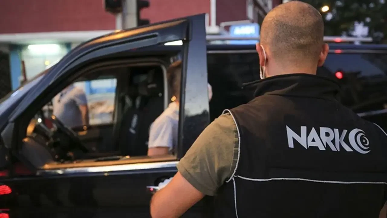 11 İLDE UYUŞTURUCU SATICILARINA ŞAFAK BASKINI