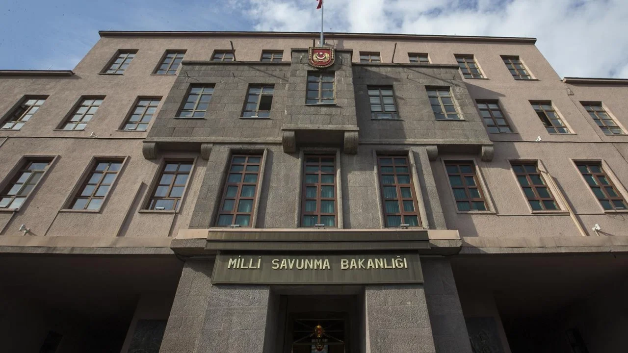 MİLLİ SAVUNMA BAKANLIĞI AÇIKLADI: ASKERİ HASTANELER AÇILACAK MI?