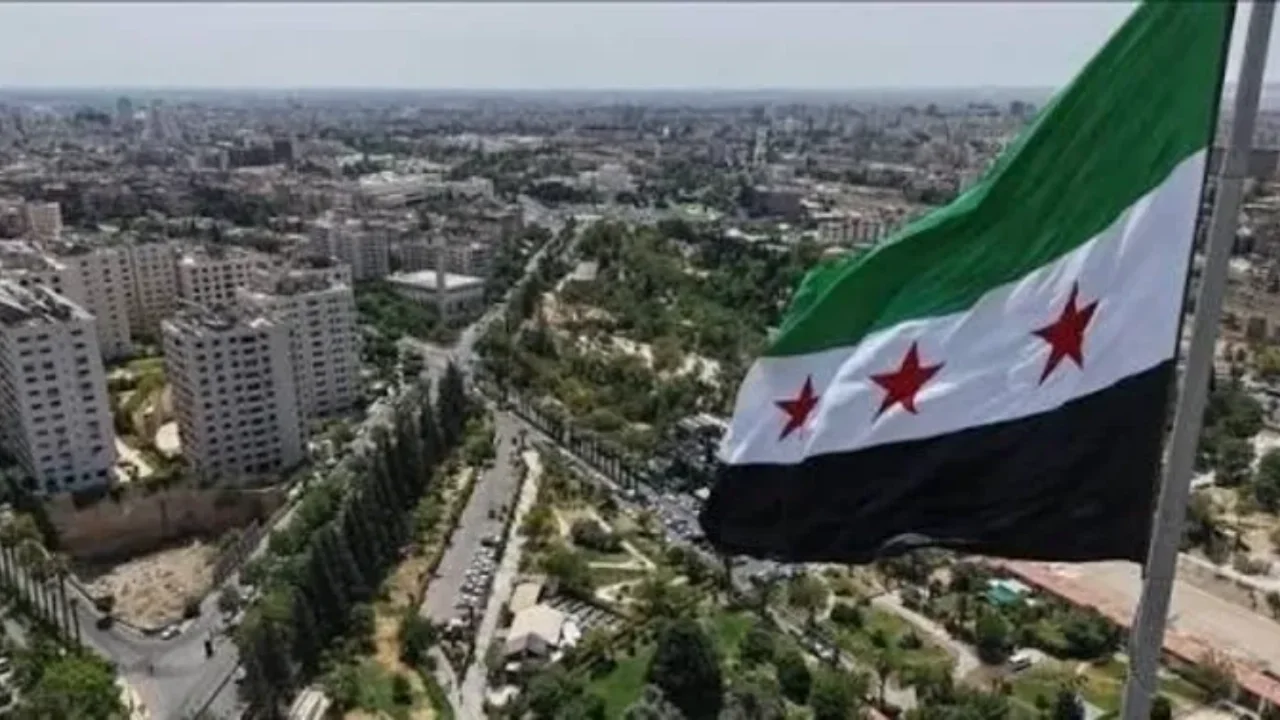ŞAM'DA KAFEDE BOMBA PATLADI: ÖLÜ VE YARALILAR VAR