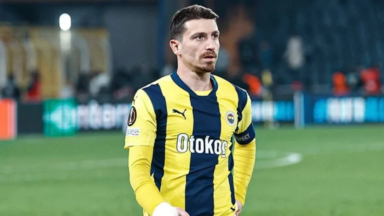 FENERBAHÇE, MERT HAKAN YANDAŞ İLE ANLAŞTI - YENİ MAAŞI DİKKAT ÇEKTİ