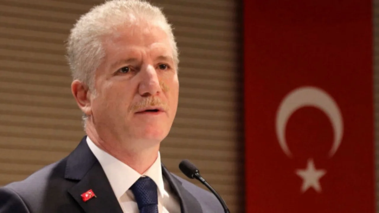 VALİ GÜL: SAHİPSİZ HAYVAN SORUNU 2-3 AY İÇİNDE GÜNDEMDEN ÇIKACAK