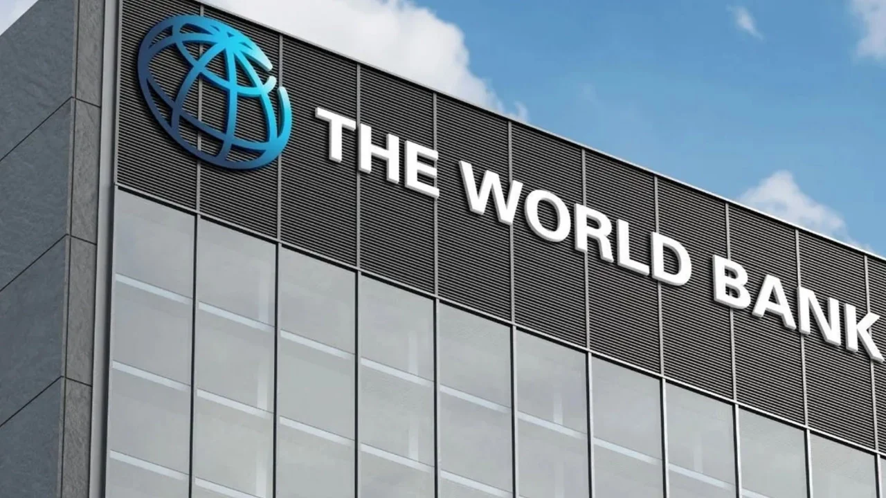 ABD BASKISI GERİ ADIM ATTIRDI: DÜNYA BANKASI İKLİM FİNANSMANI HEDEFİNDEN VAZGEÇTİ