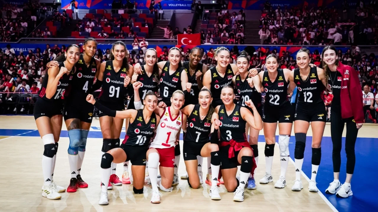 FİLENİN SULTANLARI FİNALLERİ GARANTİLEDİ