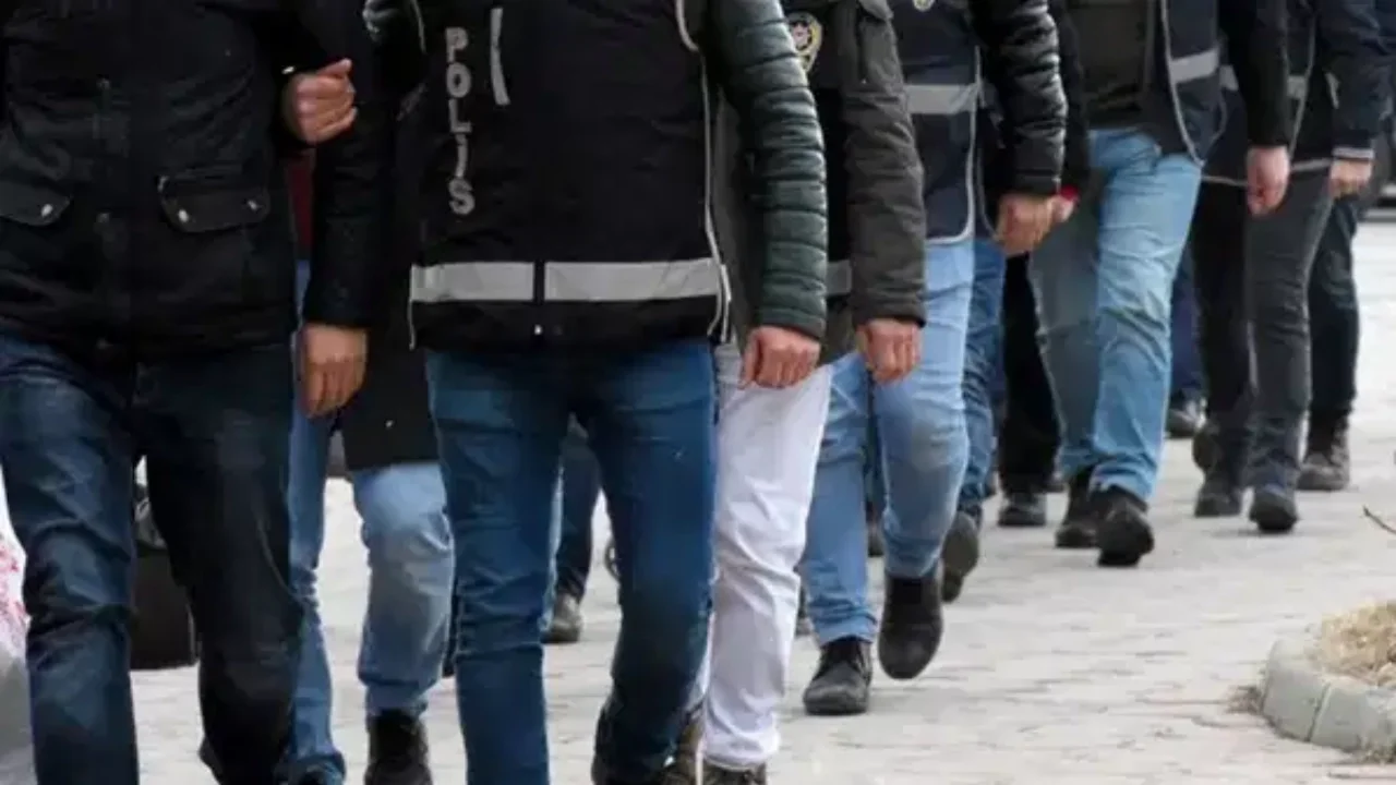 YASA DIŞI BAHİS OPERASYONU: TURUNCU HOLDİNG VE 25 ŞİRKETİNE KAYYUM ATANDI