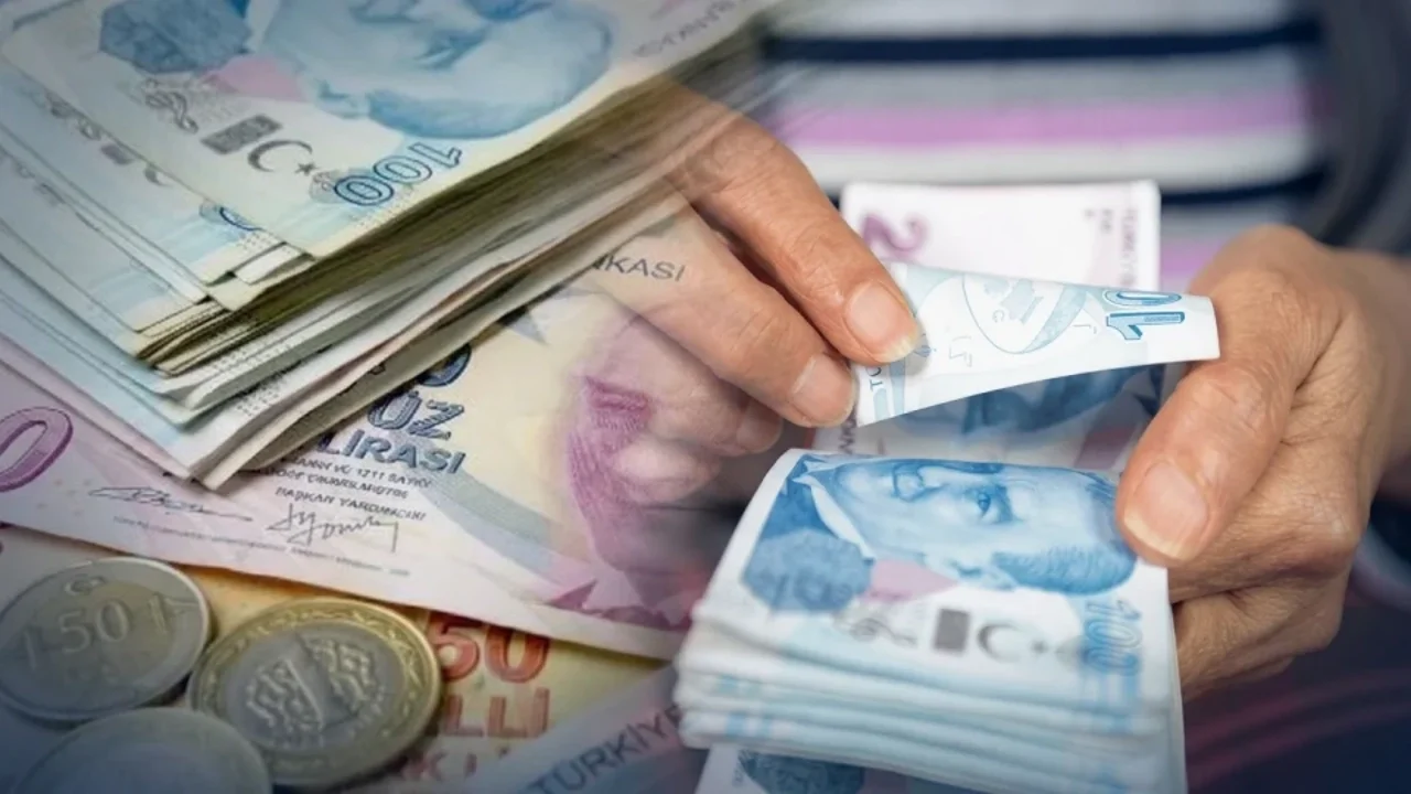 5,1 MİLYON EMEKLİYİ İLGİLENDİREN GELİŞME: EN DÜŞÜK EMEKLİ AYLIĞI İÇİN DÜZENLEME KOMİSYONDA