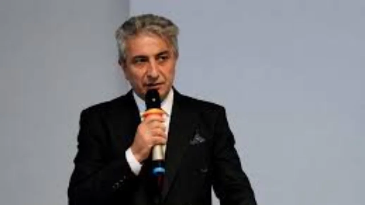 EYÜPSULTAN BELEDİYE BAŞKAN YARDIMCISI GÖZALTINA ALINDI