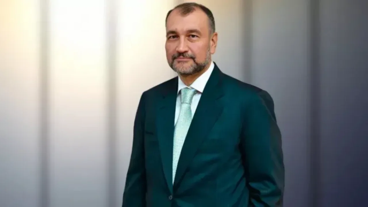 TÜRKİYE'NİN EN ZENGİN İSMİ DEĞİŞTİ: MURAT ÜLKER ZİRVEYİ BAKIN KİME KAPTIRDI