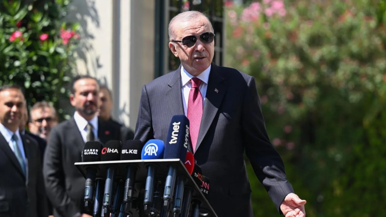 ERDOĞAN: NATO ZİRVESİNE GERİ DÖNÜŞLER ÇOK OLUMLU