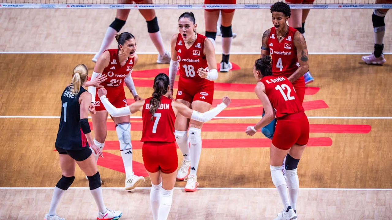FİLENİN SULTANLARI ŞAMPİYONLUK İÇİN PARKEYE ÇIKIYOR