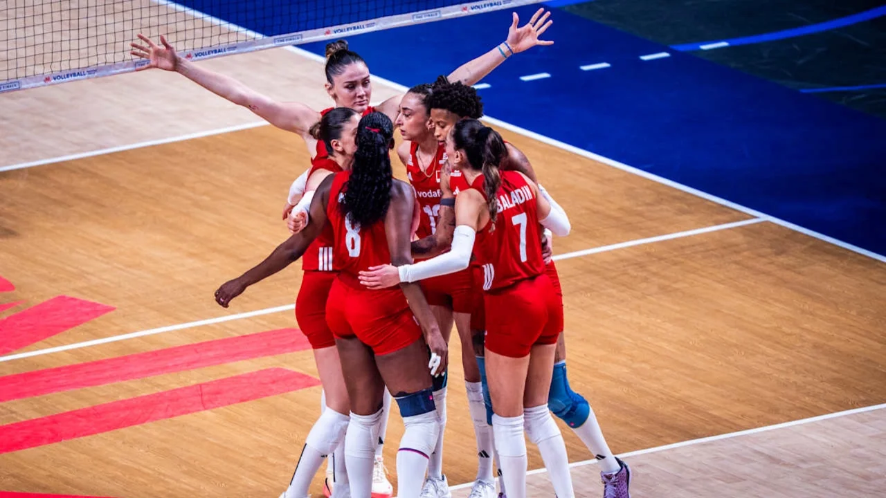 FİLENİN SULTANLARI ZİRVEDE: MİLLETLER LİGİ'NDE ŞAMPİYON TÜRKİYE
