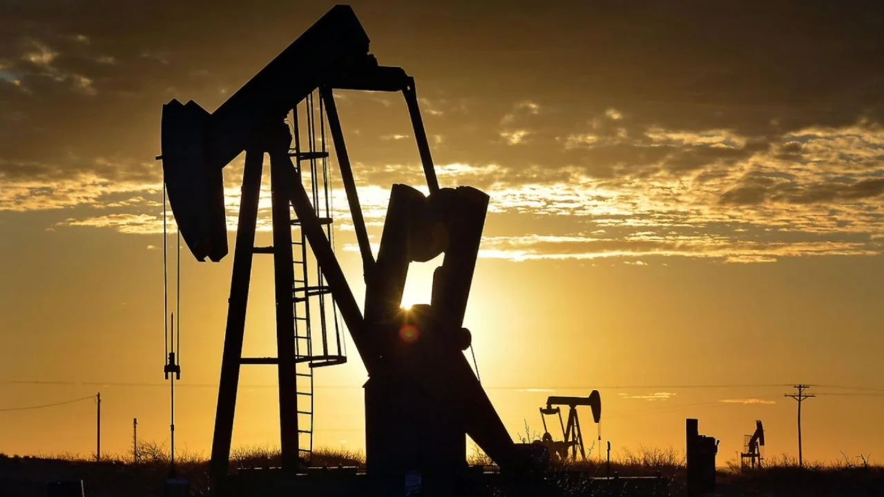PETROLDE SERT GERİLEME