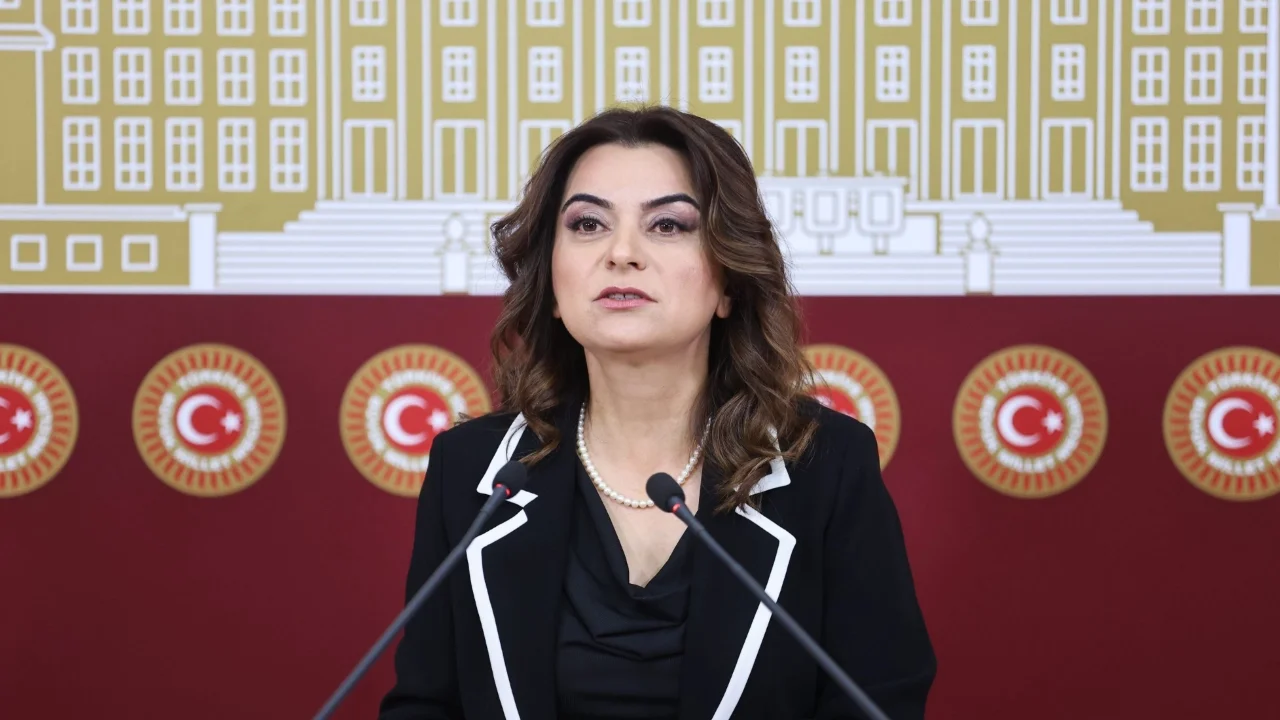 DEM PARTİ, TERÖRSÜZ TÜRKİYE YASASI İÇİN TARİH VERDİ